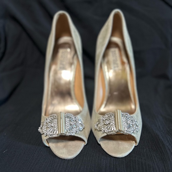 Badgley Mischka Gold Leather Heels Womens 8.5 Peep Toe Embellished Heels - Picture 1 of 11